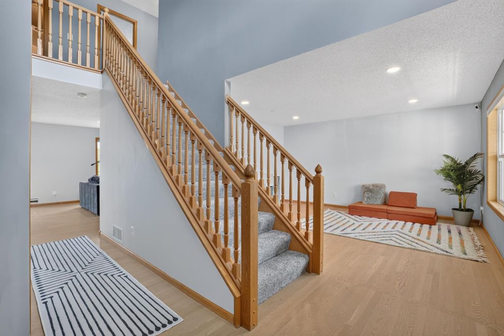 945 Westchester Avenue, Shakopee, MN 55379 — photo 4