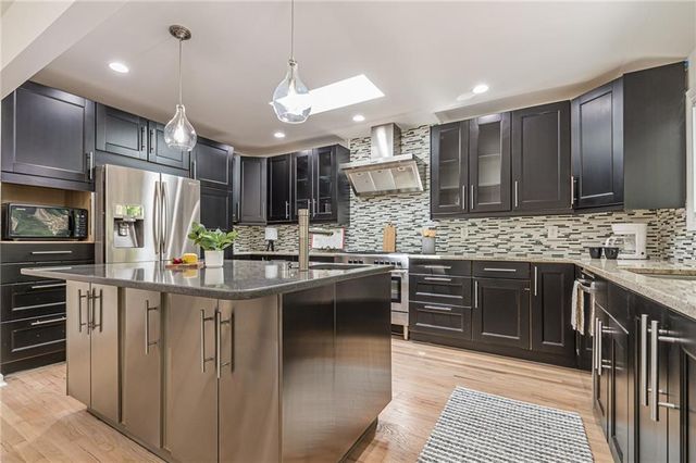 4523 Runnemede Road NW, Atlanta, GA 30327