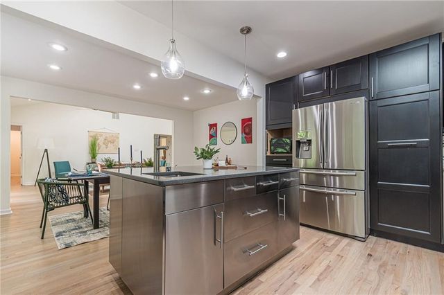 4523 Runnemede Road NW, Atlanta, GA 30327