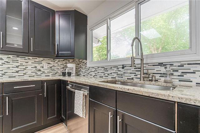 4523 Runnemede Road NW, Atlanta, GA 30327