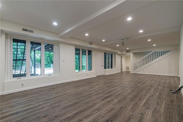 4523 Runnemede Road NW, Atlanta, GA 30327