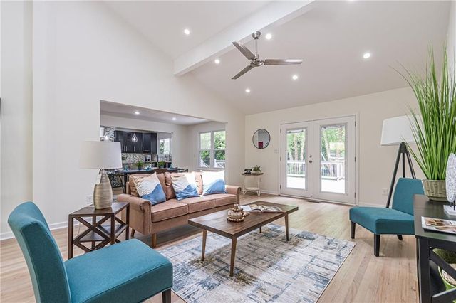 4523 Runnemede Road NW, Atlanta, GA 30327