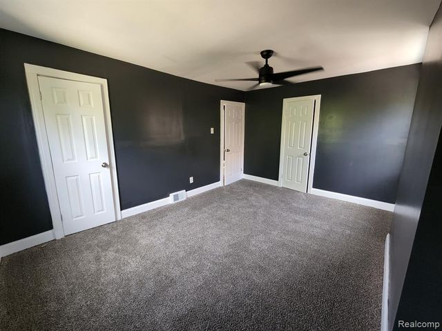 17377 Pennington Drive, Detroit, MI 48221