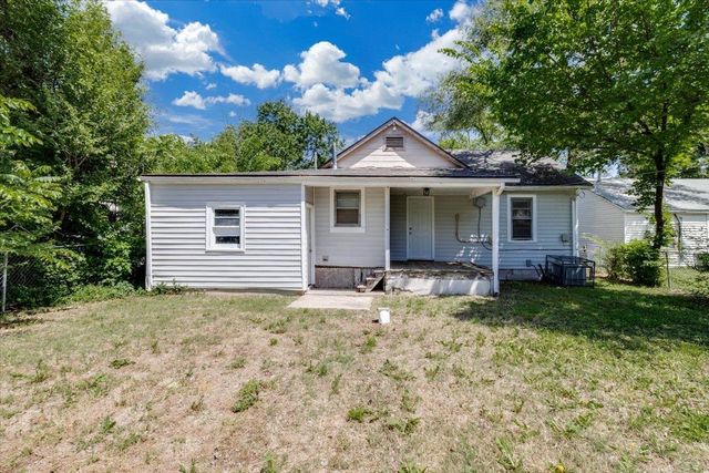 1821 S Grove, Wichita, KS 67211