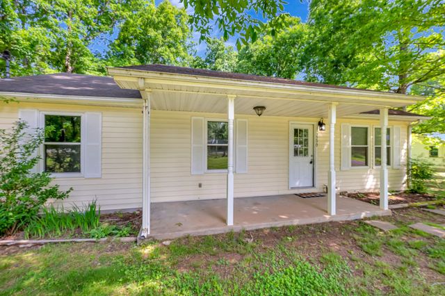 2290 Petway Rd, Ashland City, TN 37015