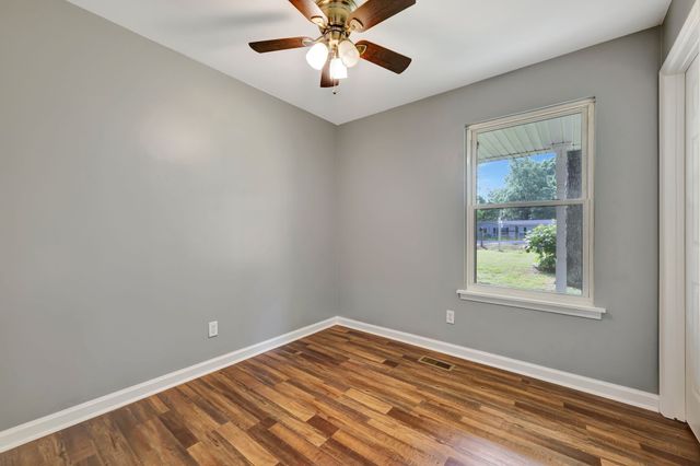2290 Petway Rd, Ashland City, TN 37015