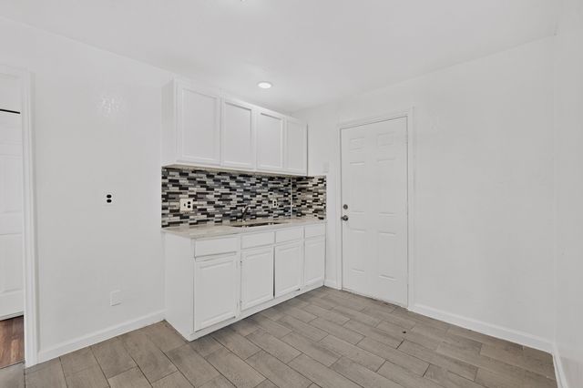336 Bonnie View Road, Dallas, TX 75203