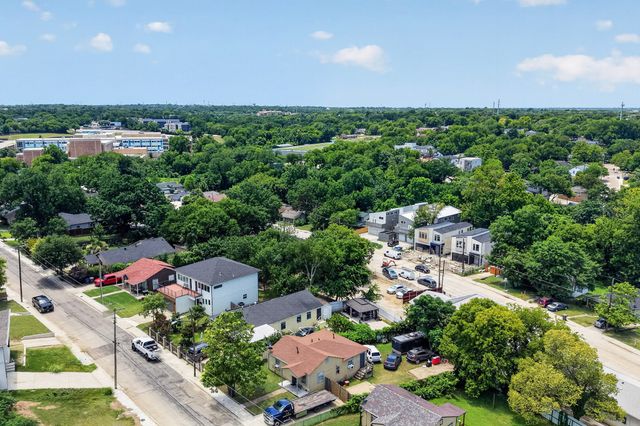336 Bonnie View Road, Dallas, TX 75203