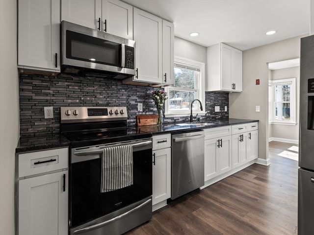 256 S Main St, Hopedale, MA 01747