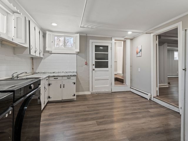 256 S Main St, Hopedale, MA 01747