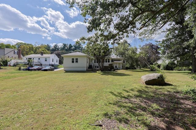 256 S Main St, Hopedale, MA 01747