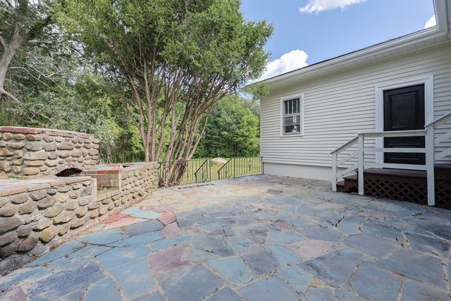 256 S Main St, Hopedale, MA 01747