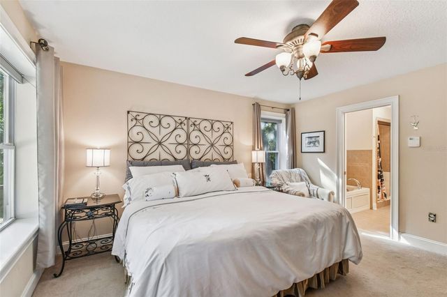 12715 LINDA DRIVE, Tampa, FL 33612