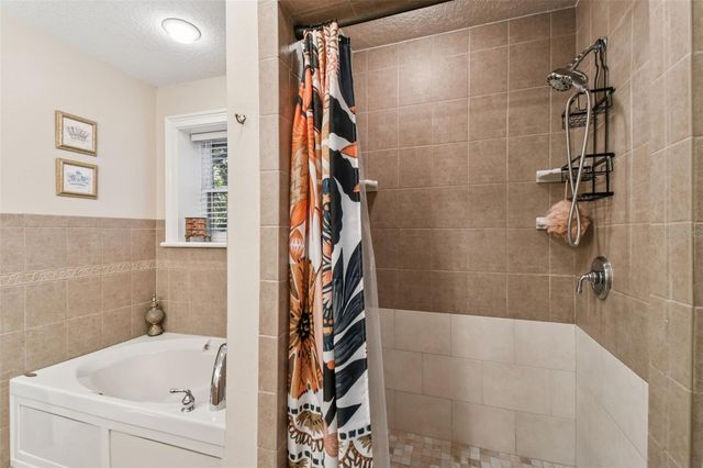 12715 LINDA DRIVE, Tampa, FL 33612