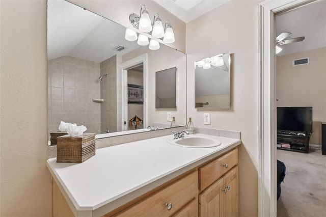 12715 LINDA DRIVE, Tampa, FL 33612