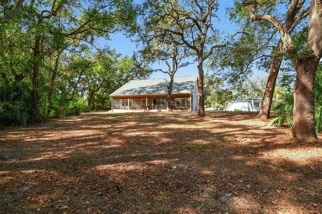 12715 LINDA DRIVE, Tampa, FL 33612