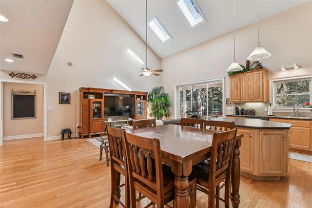 12715 LINDA DRIVE, Tampa, FL 33612