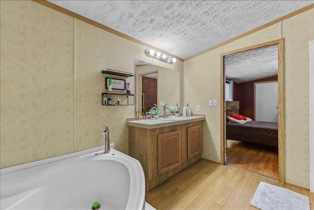 12846 W Lynchburg Salem Tpke, Blue Ridge, VA 24064