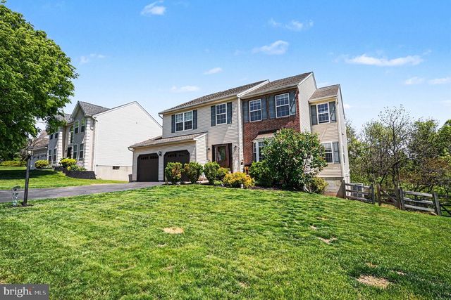 1105 SUN VALLEY DR, Royersford, PA 19468