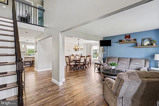 1105 SUN VALLEY DR, Royersford, PA 19468