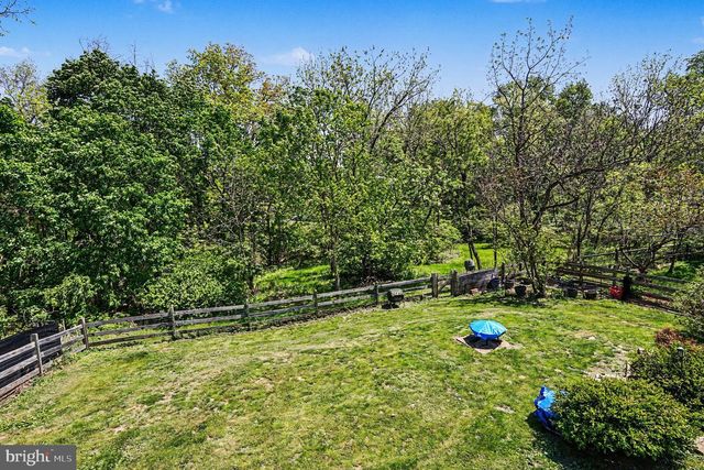 1105 SUN VALLEY DR, Royersford, PA 19468