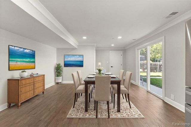 3158 Lafayette Drive, Trenton, MI 48183