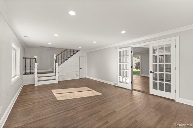 3158 Lafayette Drive, Trenton, MI 48183