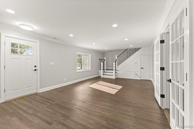 3158 Lafayette Drive, Trenton, MI 48183