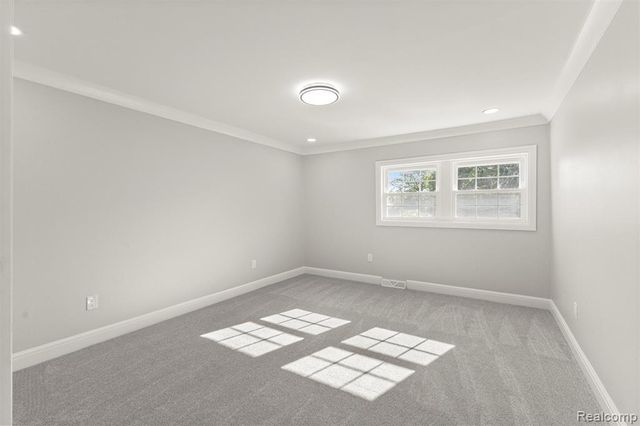 3158 Lafayette Drive, Trenton, MI 48183