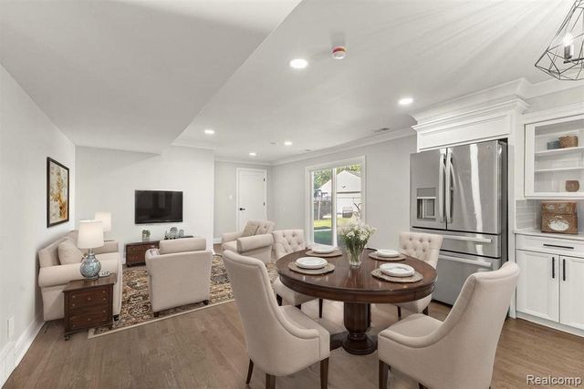 3158 Lafayette Drive, Trenton, MI 48183