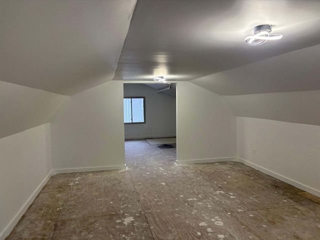 3158 Lafayette Drive, Trenton, MI 48183