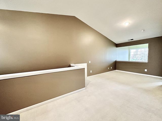 41 MAIDENHEAD RD, Princeton, NJ 08540