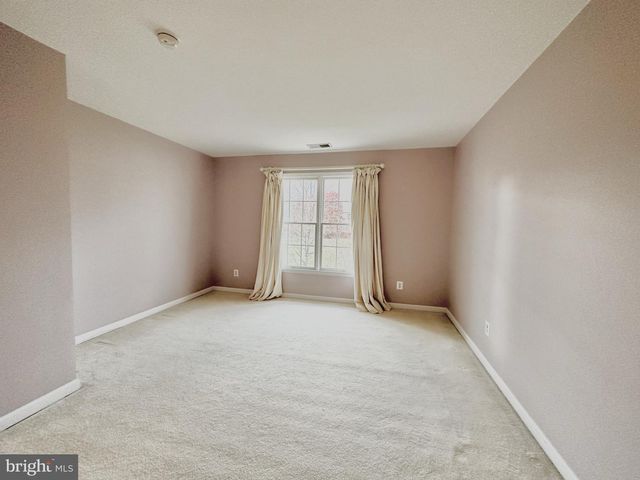 41 MAIDENHEAD RD, Princeton, NJ 08540