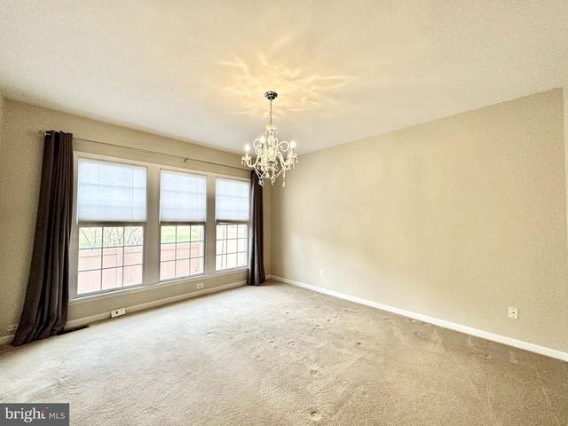 41 MAIDENHEAD RD, Princeton, NJ 08540