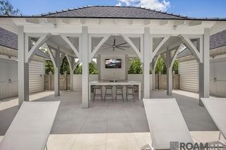 2836 Pointe-marie Dr, Baton Rouge, LA 70820