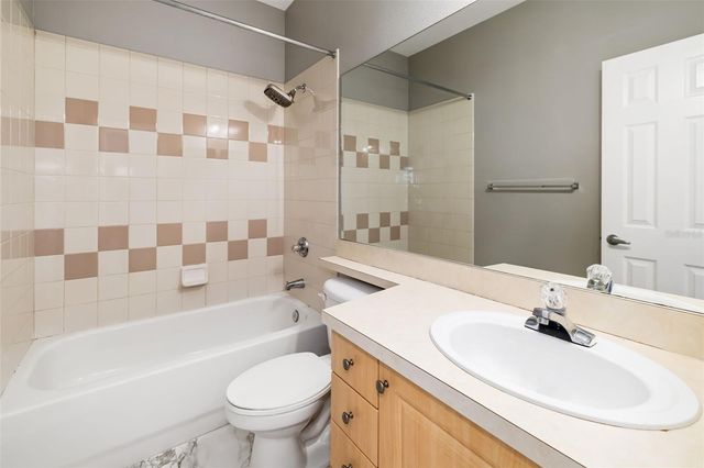 7653 PLANTATION CIRCLE, Bradenton, FL 34201