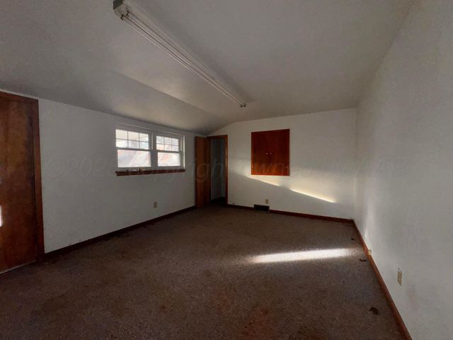 1901 N Faulkner Street, Pampa, TX 79065