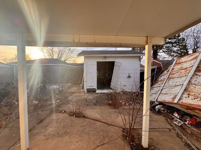 1901 N Faulkner Street, Pampa, TX 79065