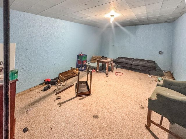 1901 N Faulkner Street, Pampa, TX 79065