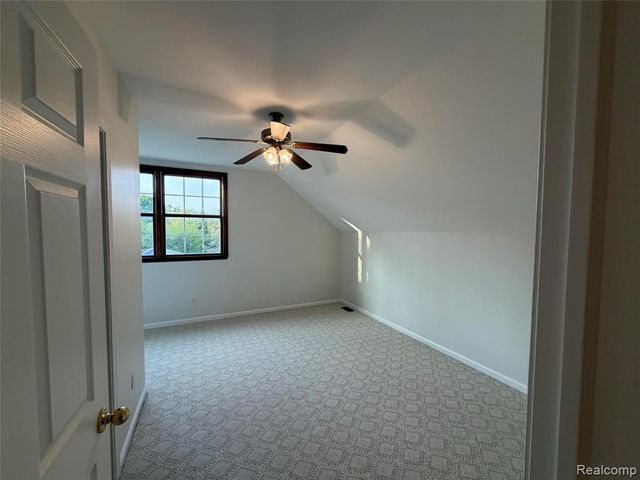 1143 Brewster Road, Rochester, MI 48306