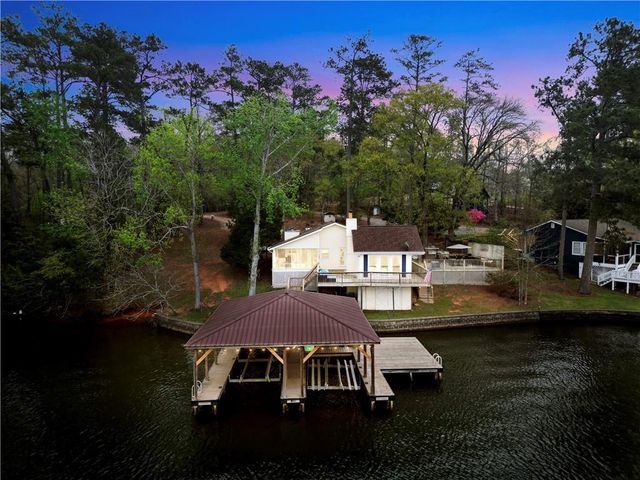 216 Deep Water Road, Mansfield, GA 30055