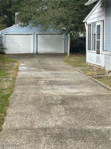 218 Canton Road, Ellet, OH 44312