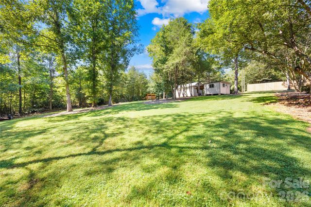 184 Hillsdale Lane, Taylorsville, NC 28681