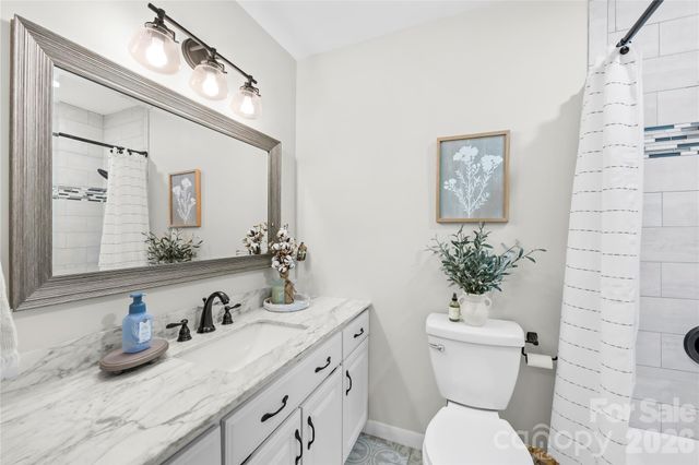 184 Hillsdale Lane, Taylorsville, NC 28681