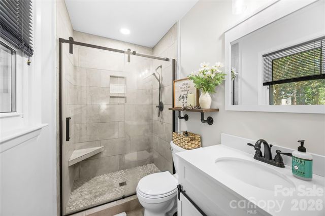 184 Hillsdale Lane, Taylorsville, NC 28681