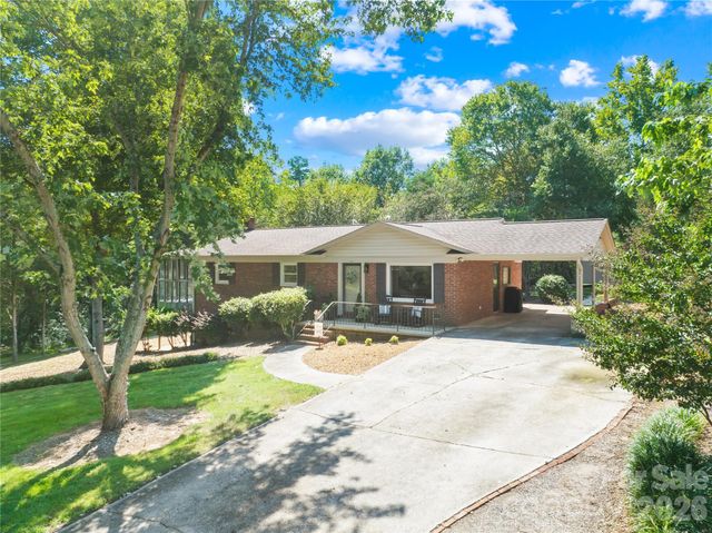 184 Hillsdale Lane, Taylorsville, NC 28681