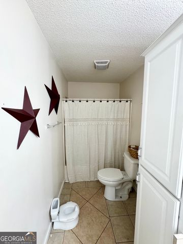 325 Overland Way, Gray, GA 31032