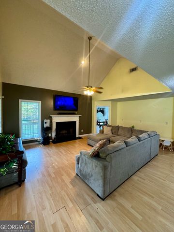 325 Overland Way, Gray, GA 31032