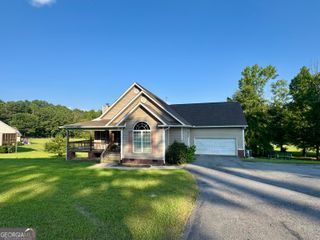 325 Overland Way, Gray, GA 31032