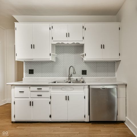 934 E Morris Street, Indianapolis, IN 46203